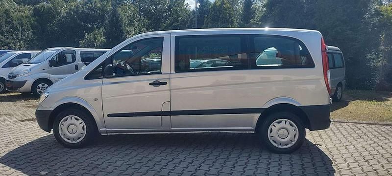 Gebraucht Mercedes Vito 150 PS (110 kW) 2009 Silber Van