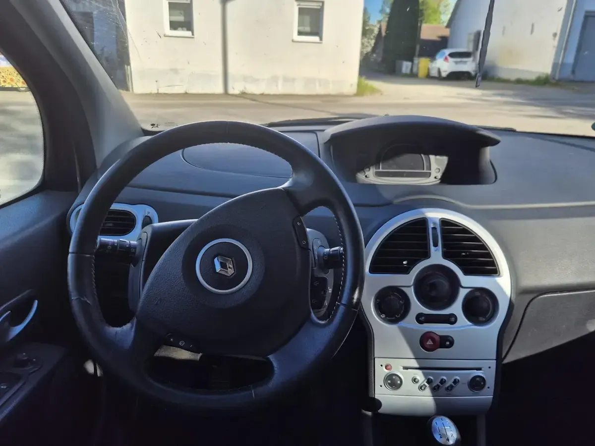 Używany Renault Modus Dynamique 101 KM (74 kW) 2009 Minivan