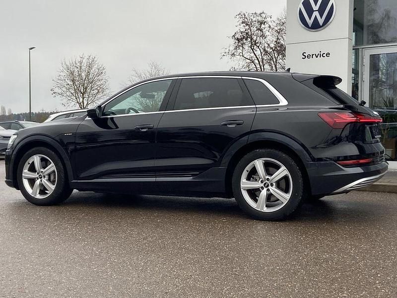 Gebraucht Audi e-tron Advanced 230 kW (313 PS) 2022 Schwarz SUV