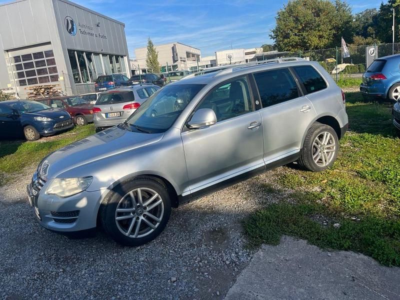 Silber Gebraucht 2009 VW Touareg SUV | 4.890 € (Superpreis) - Bild 1/4