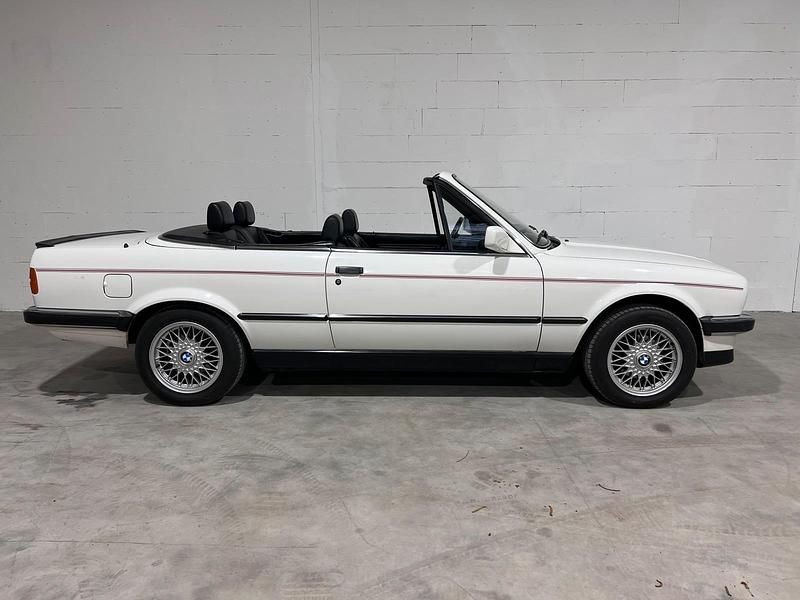 Gebraucht BMW 325 170 PS (125 kW) 1990 Weiß Cabrio