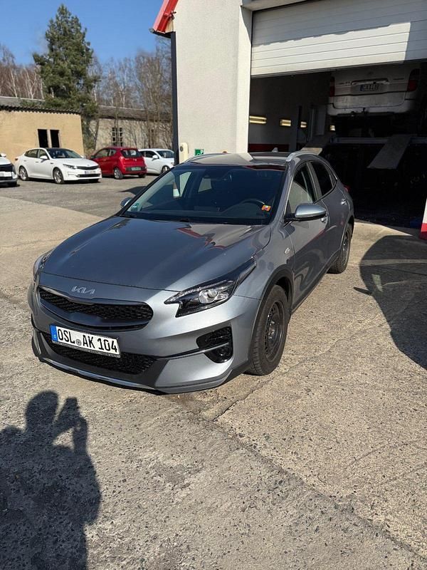 Gebraucht Kia XCeed 160 PS (117 kW) 2022 Silber SUV