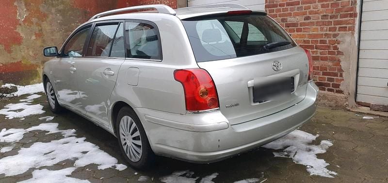 Gebraucht Toyota Avensis 2004 Grau Kombi