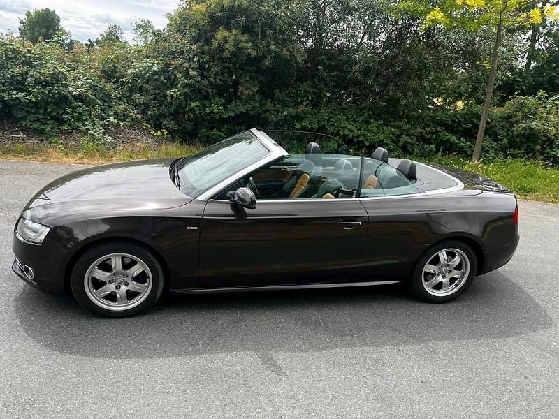 Braun Gebraucht 2011 Audi A5 Cabriolet S-Line Cabrio | 8.700 € (Superpreis) - Bild 1/4