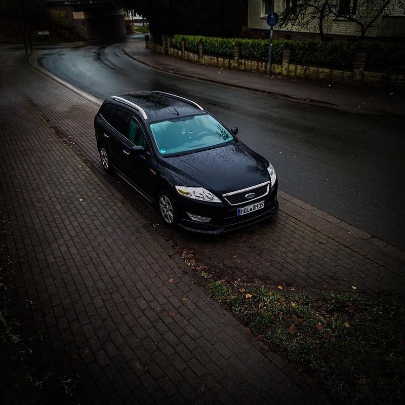 Schwarz Gebraucht 2007 Ford Mondeo Trend Kombi | 2.200 € (Fairer Preis) - Bild 1/4