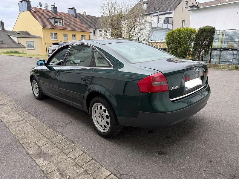 Gebraucht Audi A6 125 PS (91 kW) 2000 Grün Limousine