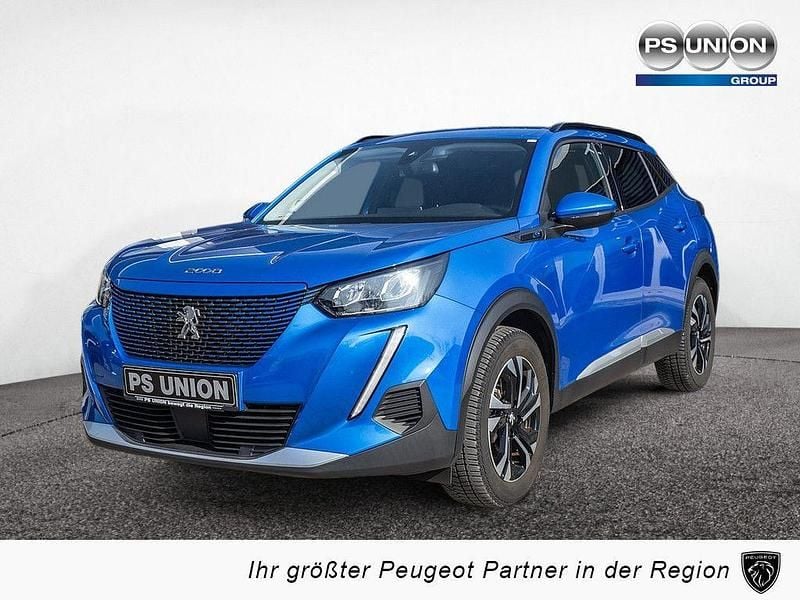 Gebraucht Peugeot e-2008 Allure 100 kW (136 PS) 2022 Blau SUV