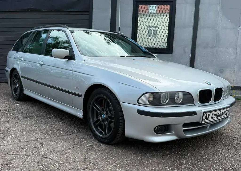Gebraucht BMW 530 M Sport 193 PS (141 kW) 2003 Grau Kombi