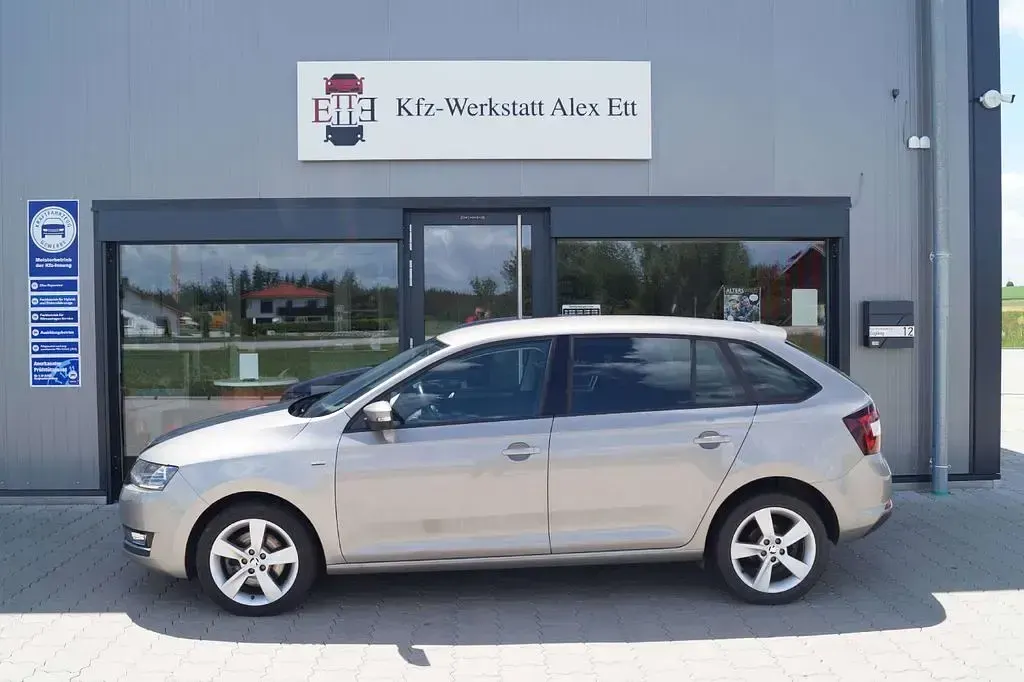 Gebraucht Skoda Rapid Clever 110 PS (80 kW) 2018 Beige Kleinwagen