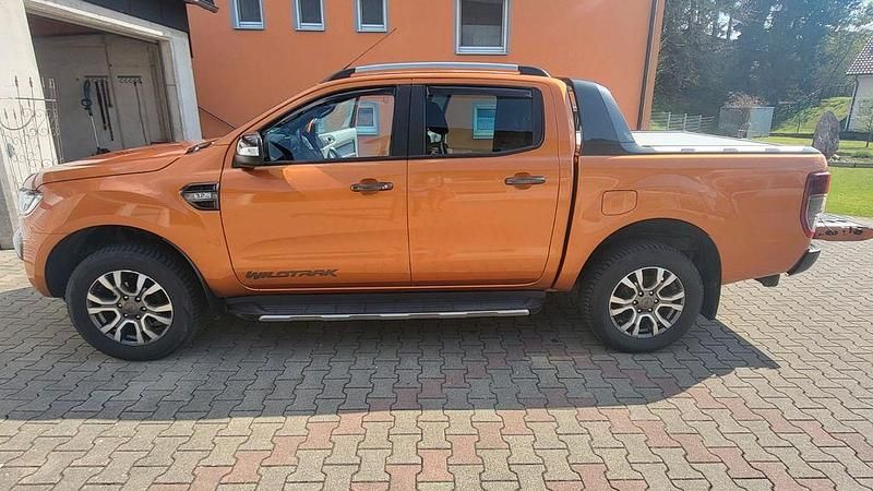 Gebraucht Ford Ranger Wildtrack 200 PS (147 kW) 2019 Orange Pickup