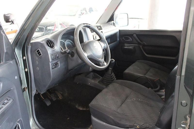 Gebraucht Suzuki Jimny 84 PS (61 kW) 2015 Grün SUV