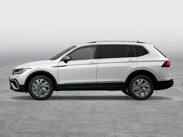 Gebraucht VW Tiguan Allspace Life 150 PS (110 kW) 2022 Weiß SUV
