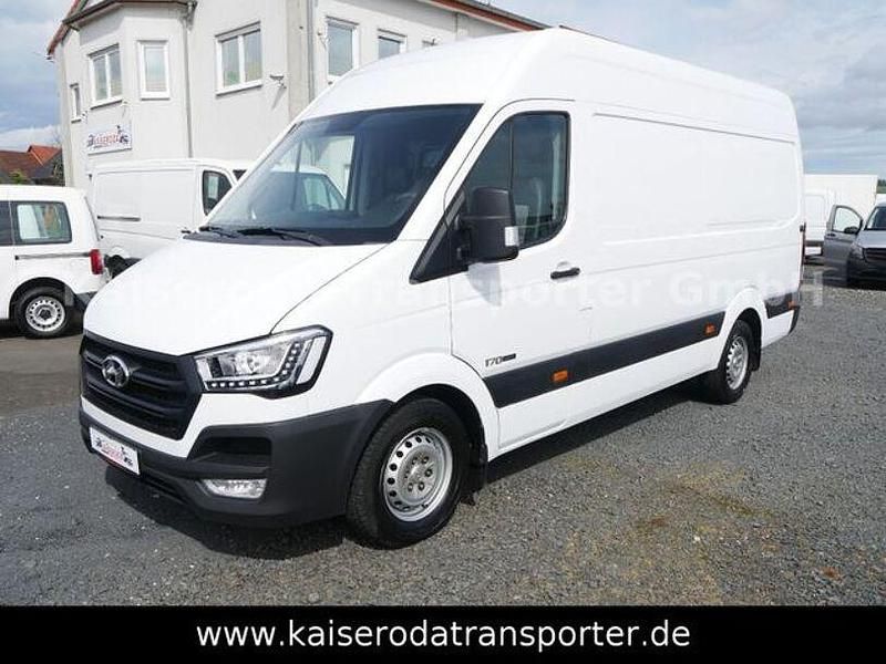 Gebraucht Hyundai H 350 125 PS (91 kW) 2018 Weiss Van