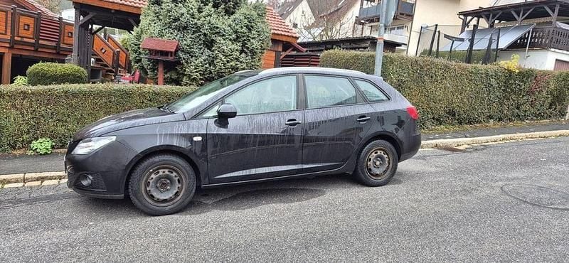 Schwarz Gebraucht 2010 Seat Ibiza Style Limousine | 1.950 € (Guter Preis) - Bild 1/4