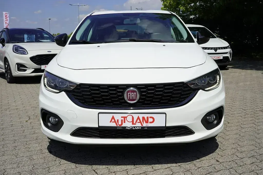 Gebraucht Fiat Tipo 120 PS (88 kW) 2018 Weiss Limousine