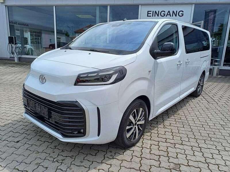 Ice white Neu 2024 Toyota Proace Verso Team Kombi | 41.880 € (Guter Preis) - Bild 1/4