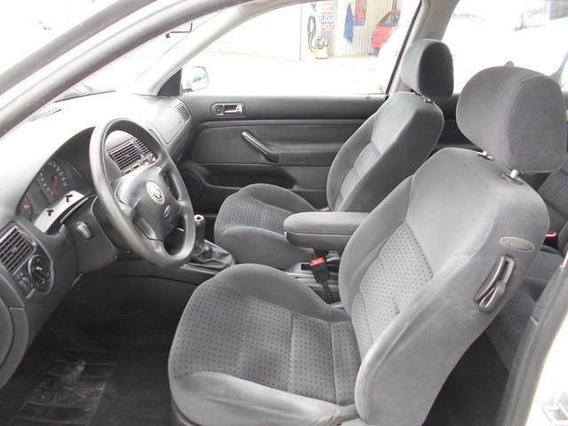 Gebraucht VW Golf IV Basis 101 PS (74 kW) 1998 Silber metallic Limousine