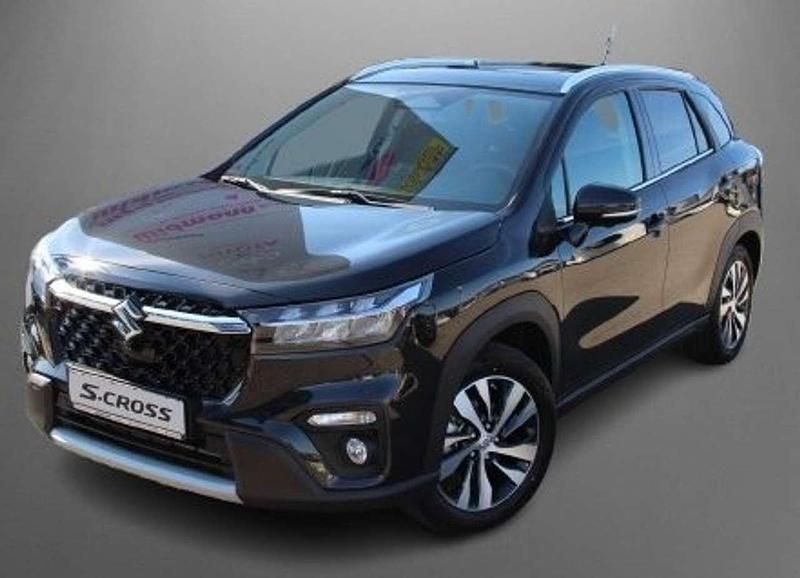 Cosmic black pearl Neu 2025 Suzuki SX4 S-Cross Comfort+ SUV | 37.990 € (Teuer) - Bild 1/4