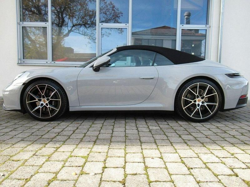 Gebraucht Porsche 992 Chrono 394 PS (289 kW) 2025 Schwarz Cabrio