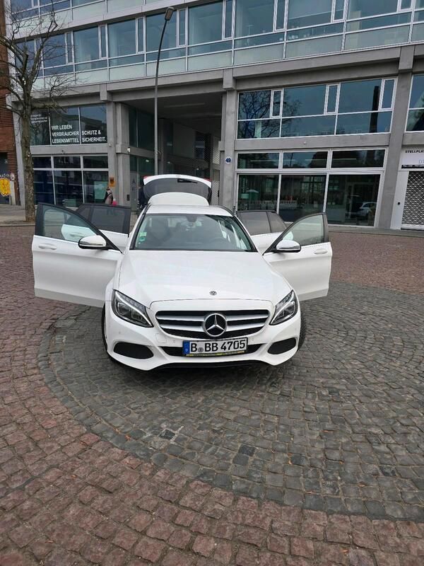 Weiß Gebraucht 2017 Mercedes C220 Kombi | 14.999 € (Fairer Preis) - Bild 1/4