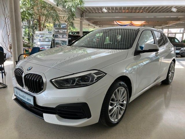 Weiß Gebraucht 2024 BMW 118 Advantage Kleinwagen | 26.950 € (Fairer Preis) - Bild 1/4