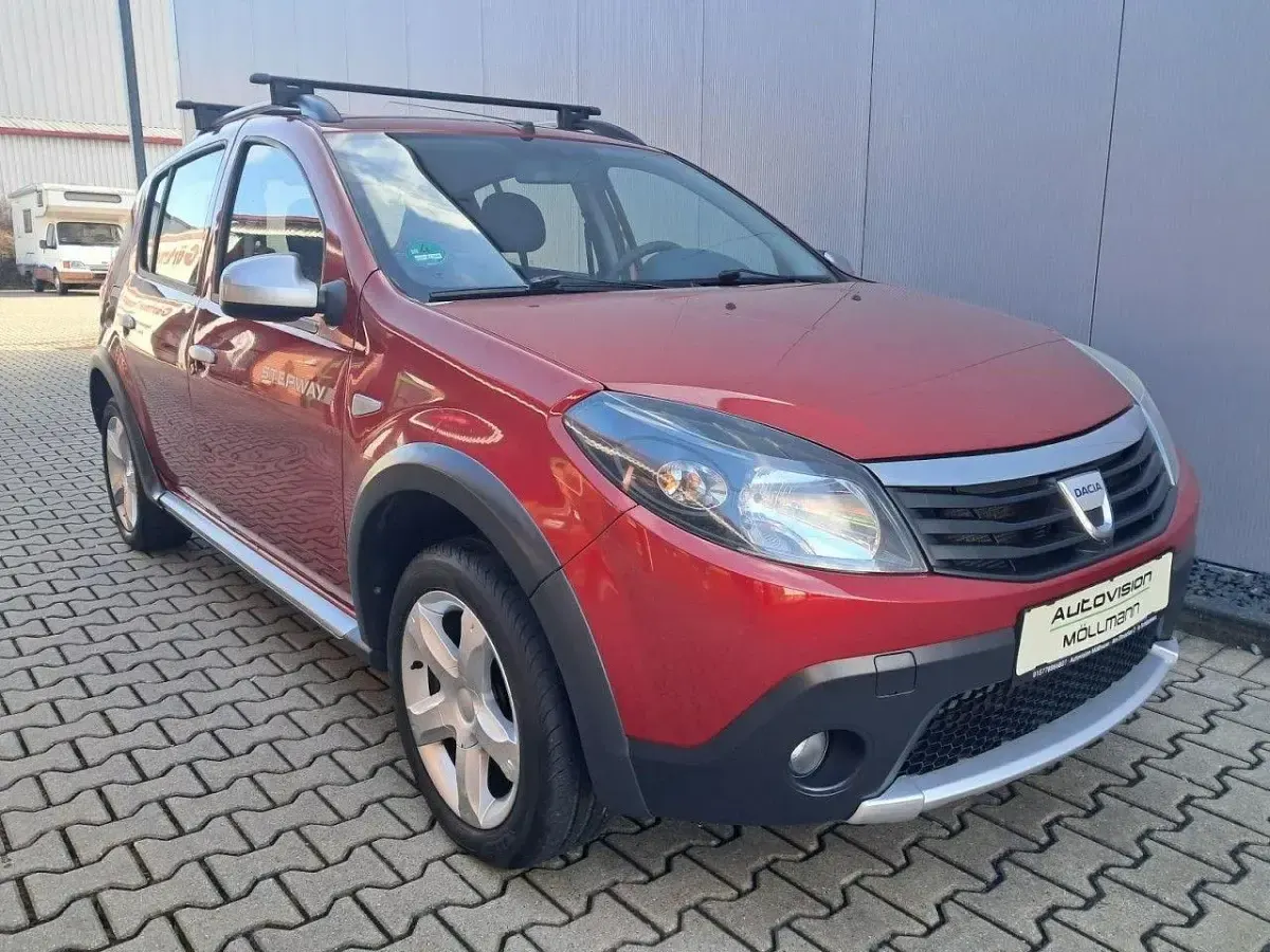 Gebraucht Dacia Sandero Stepway 84 PS (61 kW) 2010 Rot Limousine