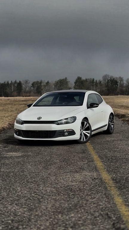 Gebraucht VW Scirocco 160 PS (117 kW) 2010 Weiß Coupé