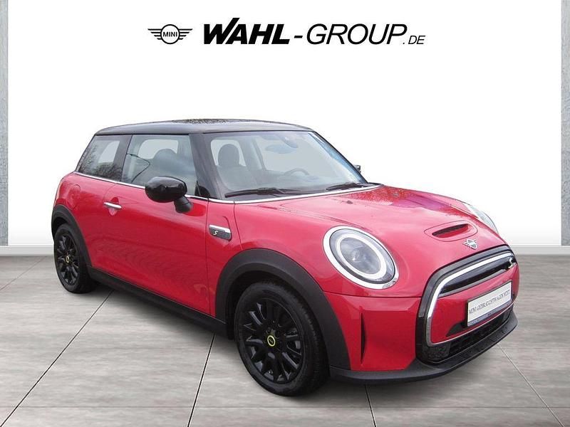 Gebraucht Mini Cooper SE Hatch 135 kW (184 PS) 2023 Rot Kleinwagen