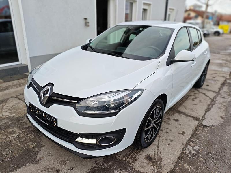 Second-hand Renault Mégane 132 CP (97 kW) 2014 Alb Berlinǎ