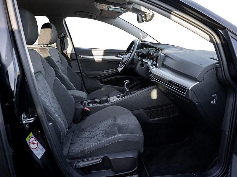 Gebraucht VW Golf VIII Life 116 PS (85 kW) 2020 Schwarz Limousine