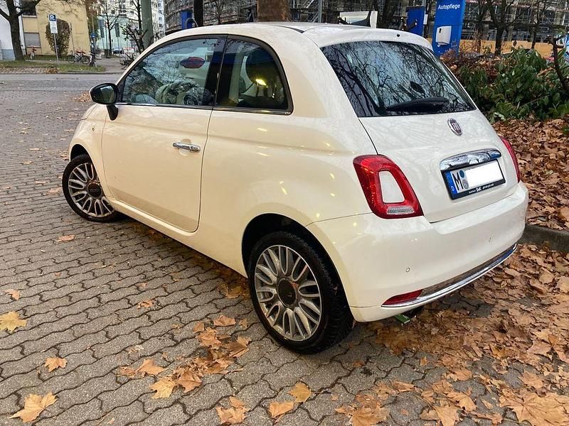 Gebraucht Fiat 500 Lounge 86 PS (63 kW) 2018 Weiß Kleinwagen