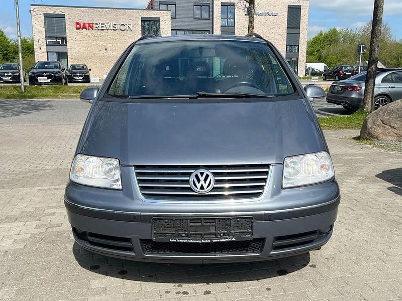 Gebraucht VW Sharan United 140 PS (102 kW) 2010 Grau Van / Kleinbus