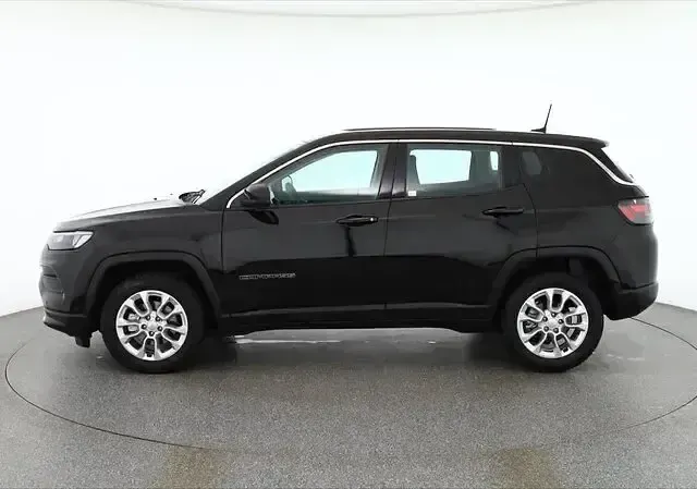 Gebraucht Jeep Compass Altitude 131 PS (96 kW) 2024 Andere SUV