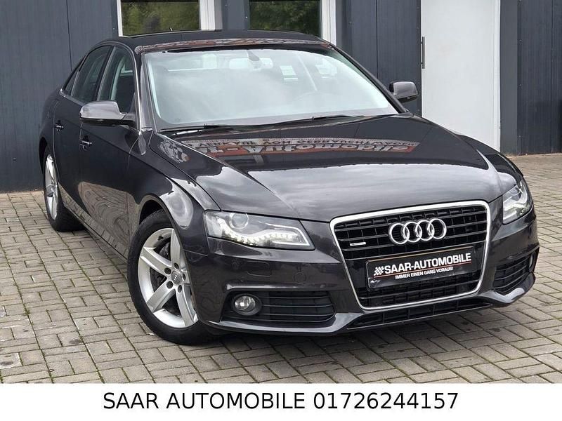 Grau Gebraucht 2011 Audi A4 Ambition Limousine | 13.999 € (Teuer) - Bild 1/4
