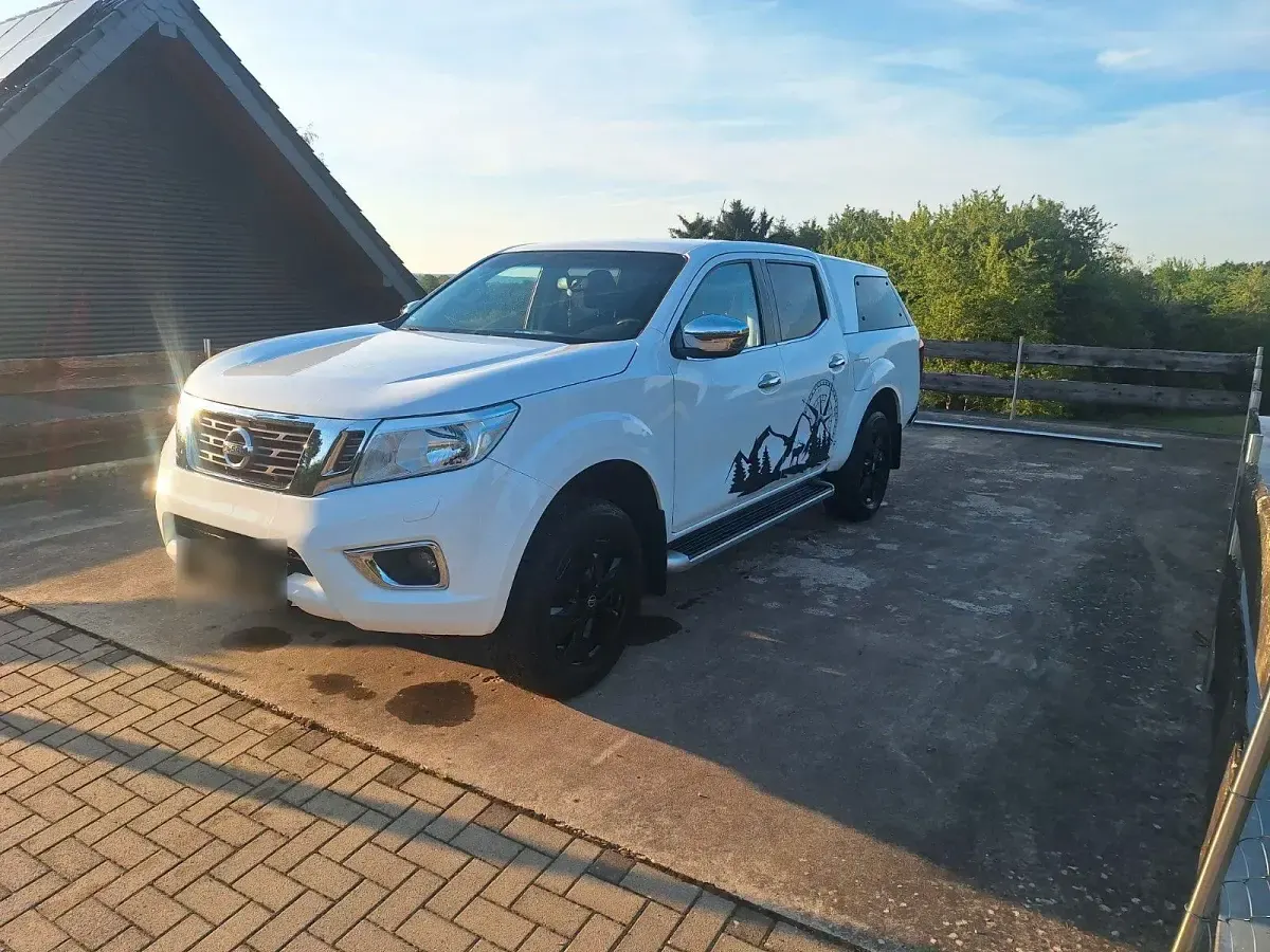 Gebraucht Nissan Navara N-Connecta 190 PS (139 kW) 2017 Weiß Pickup