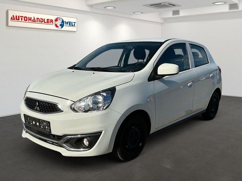 Gebraucht Mitsubishi Space Star Basis 71 PS (52 kW) 2019 Weiß Kleinwagen