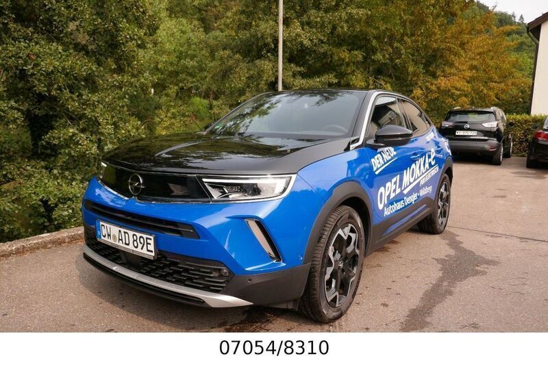 Perl blau/voltaik blau (metallic) Gebraucht 2021 Opel Mokka-e Ultimate SUV | 19.990 € (Fairer Preis) - Bild 1/4