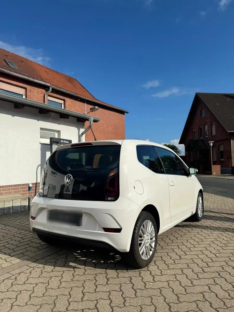 Gebraucht VW up! 60 PS (44 kW) 2017 Weiß Kleinwagen