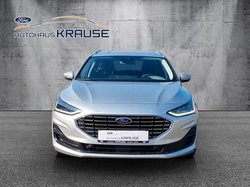 Neu Ford Focus Titanium 155 PS (114 kW) 2026 Silber Limousine