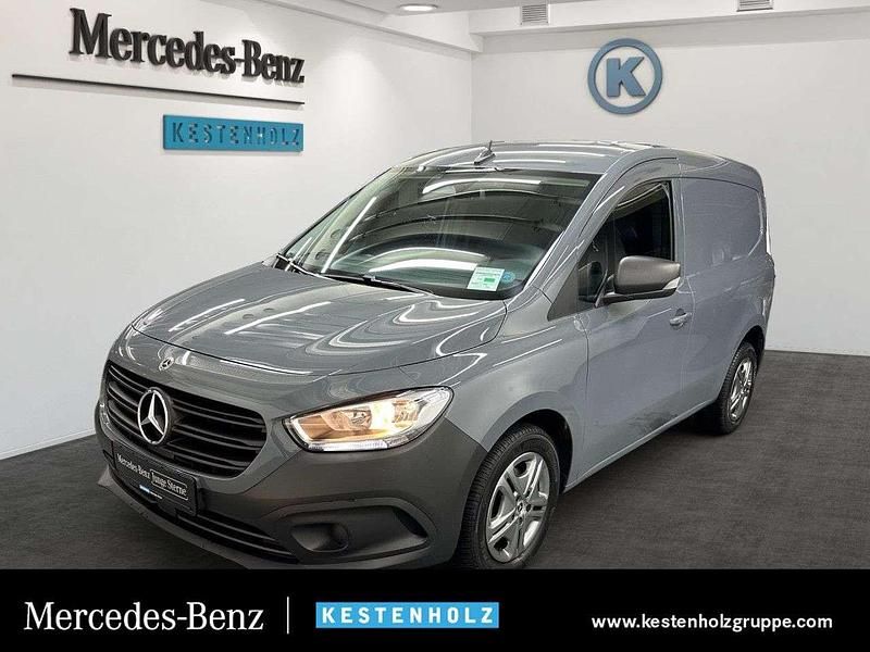 Grau Gebraucht 2023 Mercedes Citan 112 Van / Kleinbus | 28.548 € - Bild 1/4