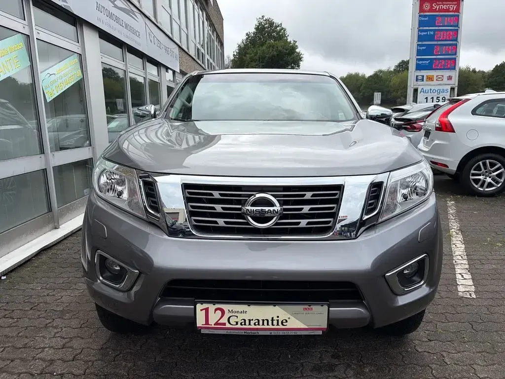Gebraucht Nissan Navara 360º 190 PS (139 kW) 2016 Precision grey (m) Pickup