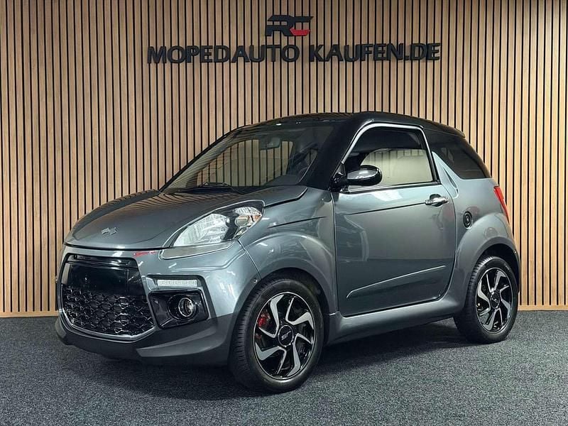 Second-hand Ligier JS50 2015 Other Hatchback