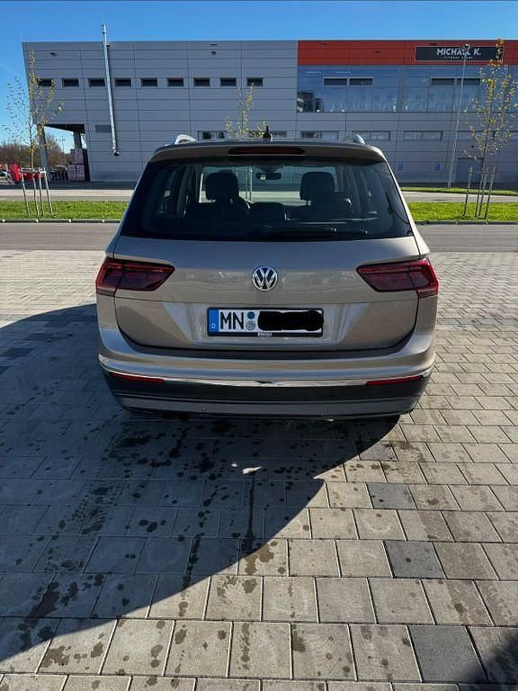 Gebraucht VW Tiguan 179 PS (131 kW) 2017 Beige SUV