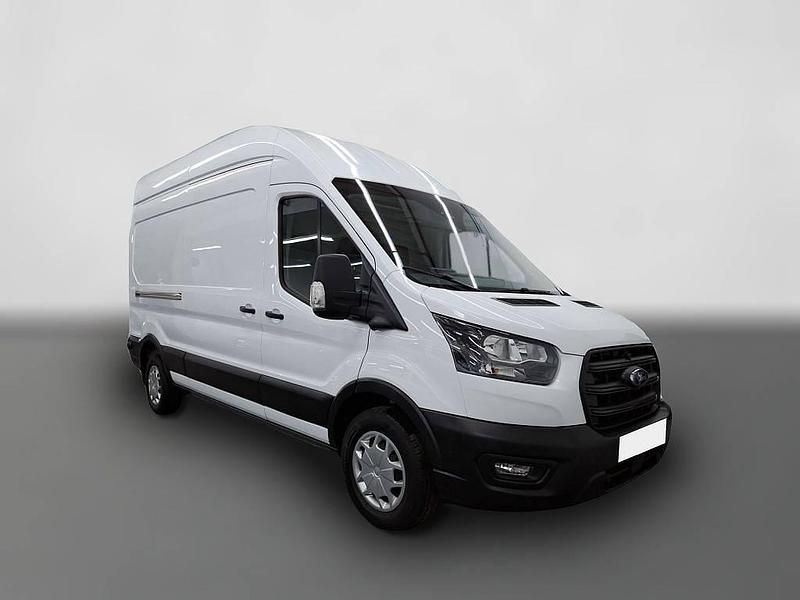 Gebraucht Ford Transit Trend 131 PS (96 kW) 2024 Weiß Limousine