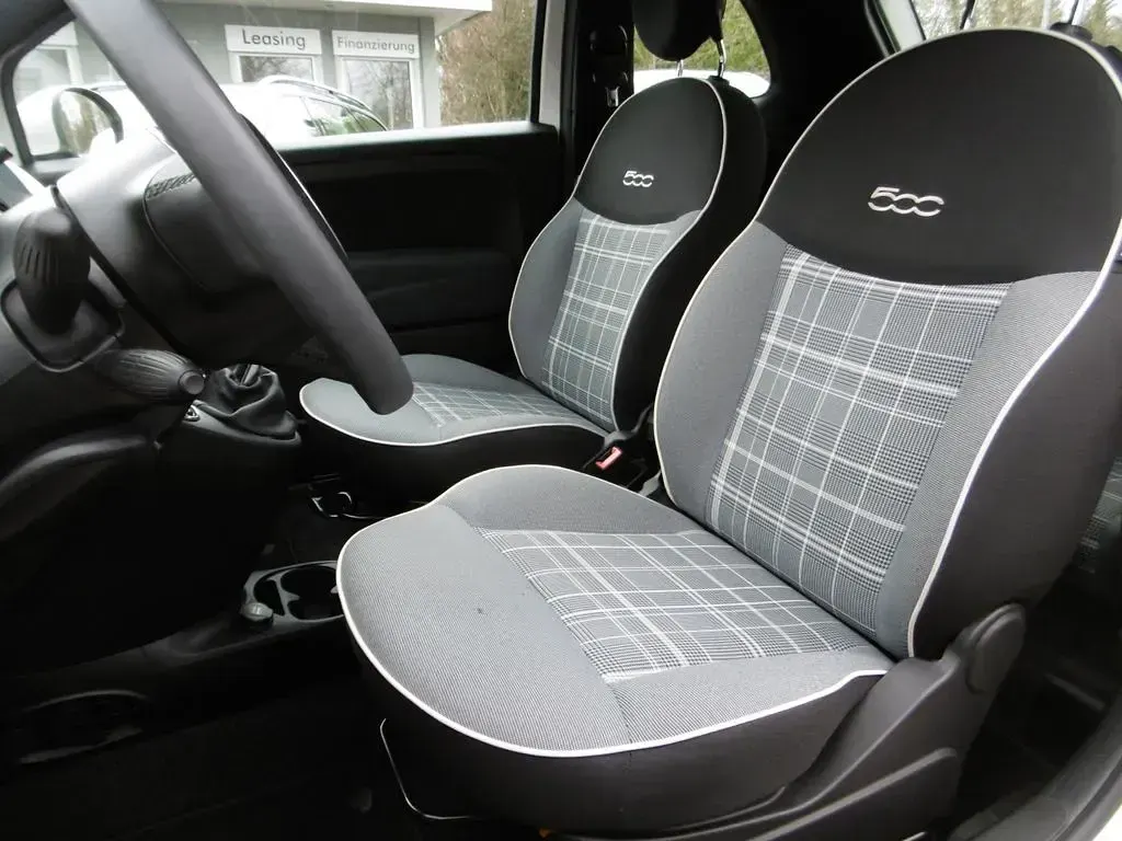 Gebraucht Fiat 500 Lounge 69 PS (50 kW) 2020 Weiß Kleinwagen
