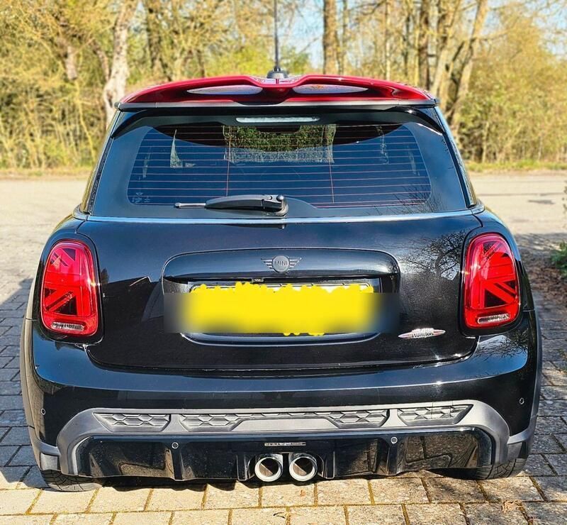 Schwarz Gebraucht 2022 Mini John Cooper Works Classic Kleinwagen | 27.000 € (Superpreis) - Bild 1/3
