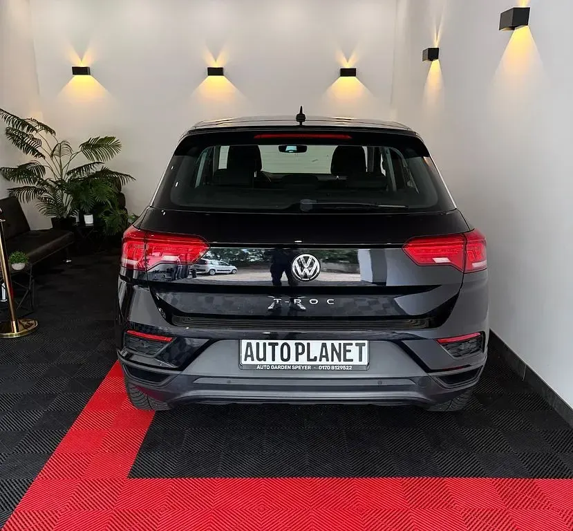 Gebraucht VW T-Roc Basis 116 PS (85 kW) 2020 Schwarz SUV