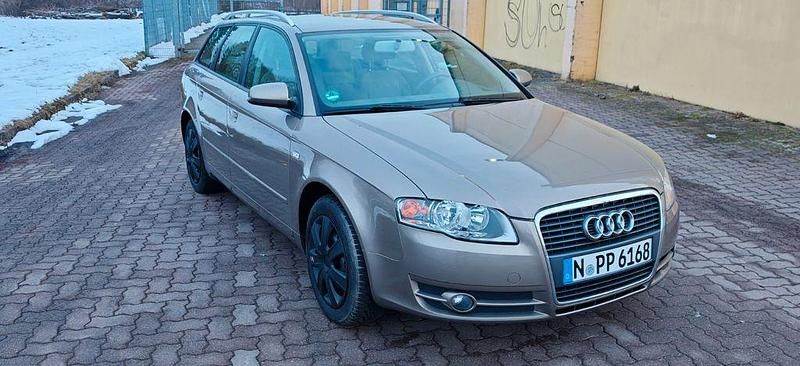 Gebraucht Audi A4 Sport 163 PS (119 kW) 2005 Gold Kombi