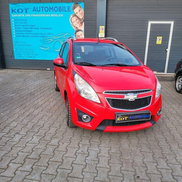 Rot Gebraucht 2010 Chevrolet Spark Kleinwagen | 3.999 € (Etwas zu teuer) - Bild 1/4