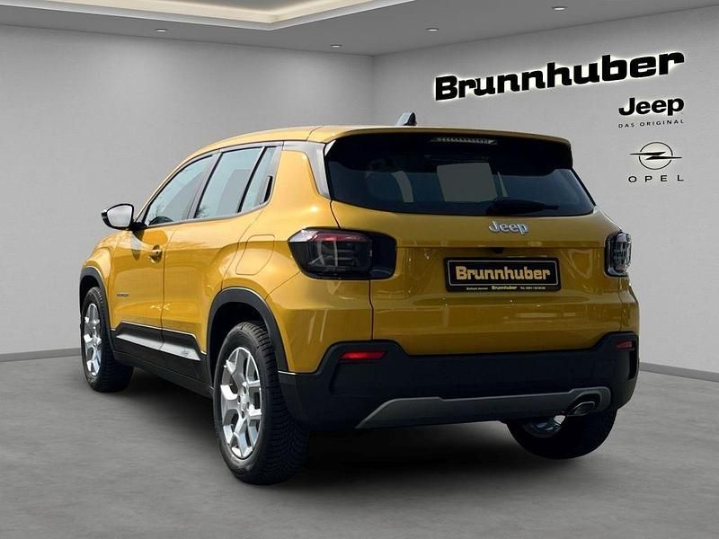 Neu Jeep Avenger Altitude 101 PS (74 kW) 2025 Gelb SUV